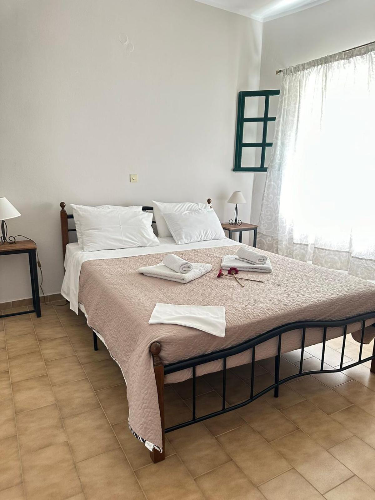 Razos Windmill Villa วาธี ภายนอก รูปภาพ